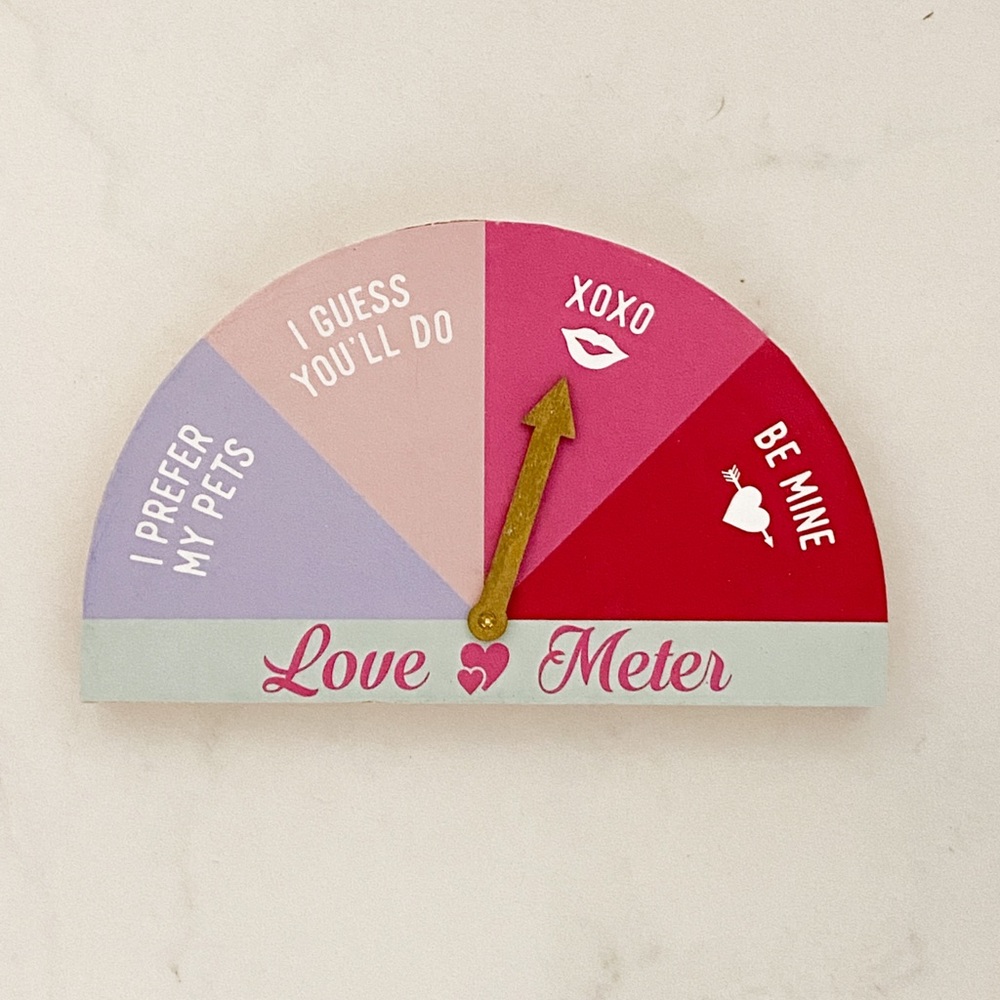 Valentine’s Day Love Meter Decor